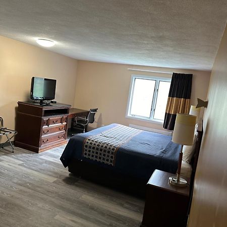 Wickford Motor Inn North Kingstown Bagian luar foto
