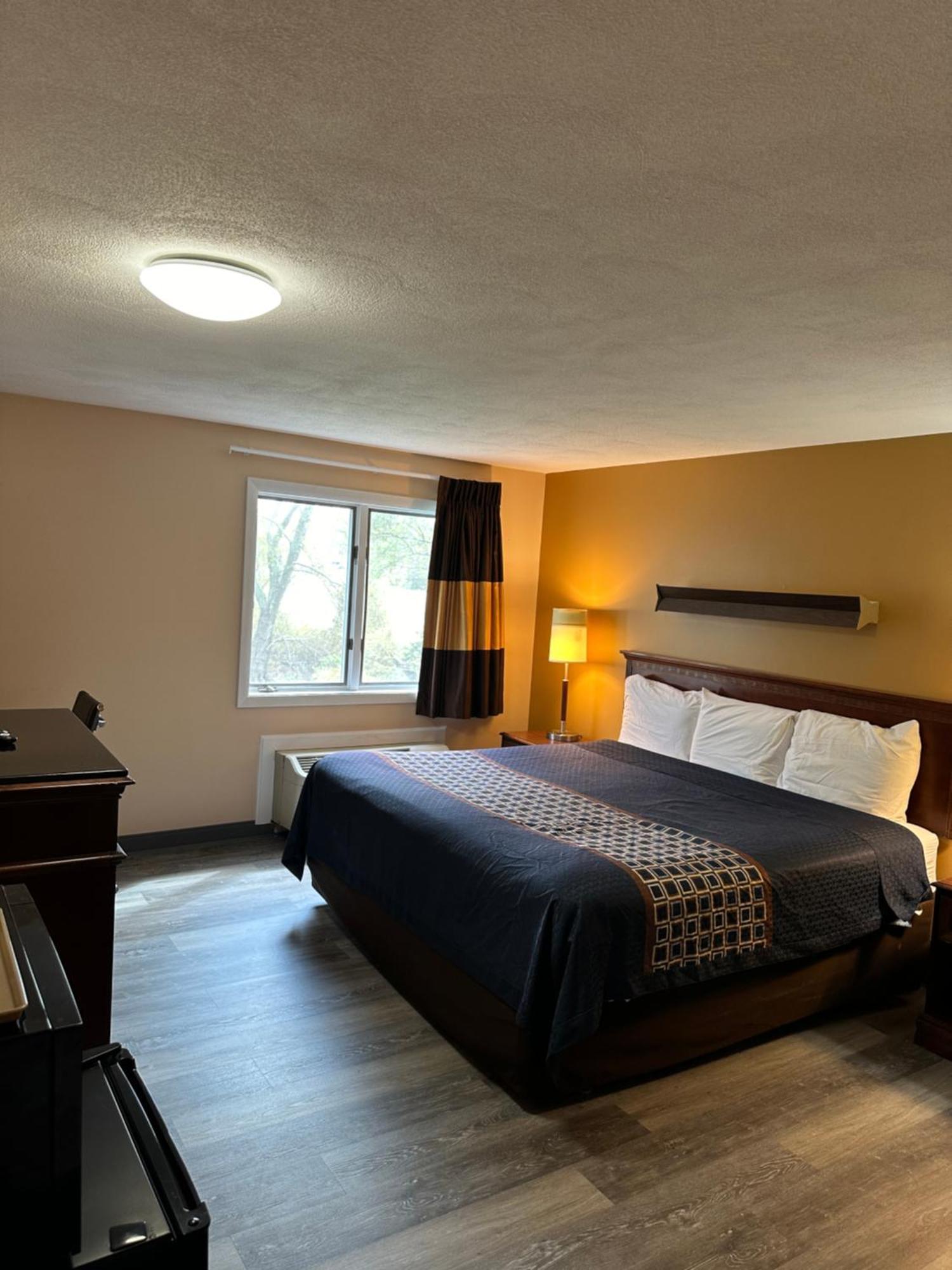 Wickford Motor Inn North Kingstown Bagian luar foto