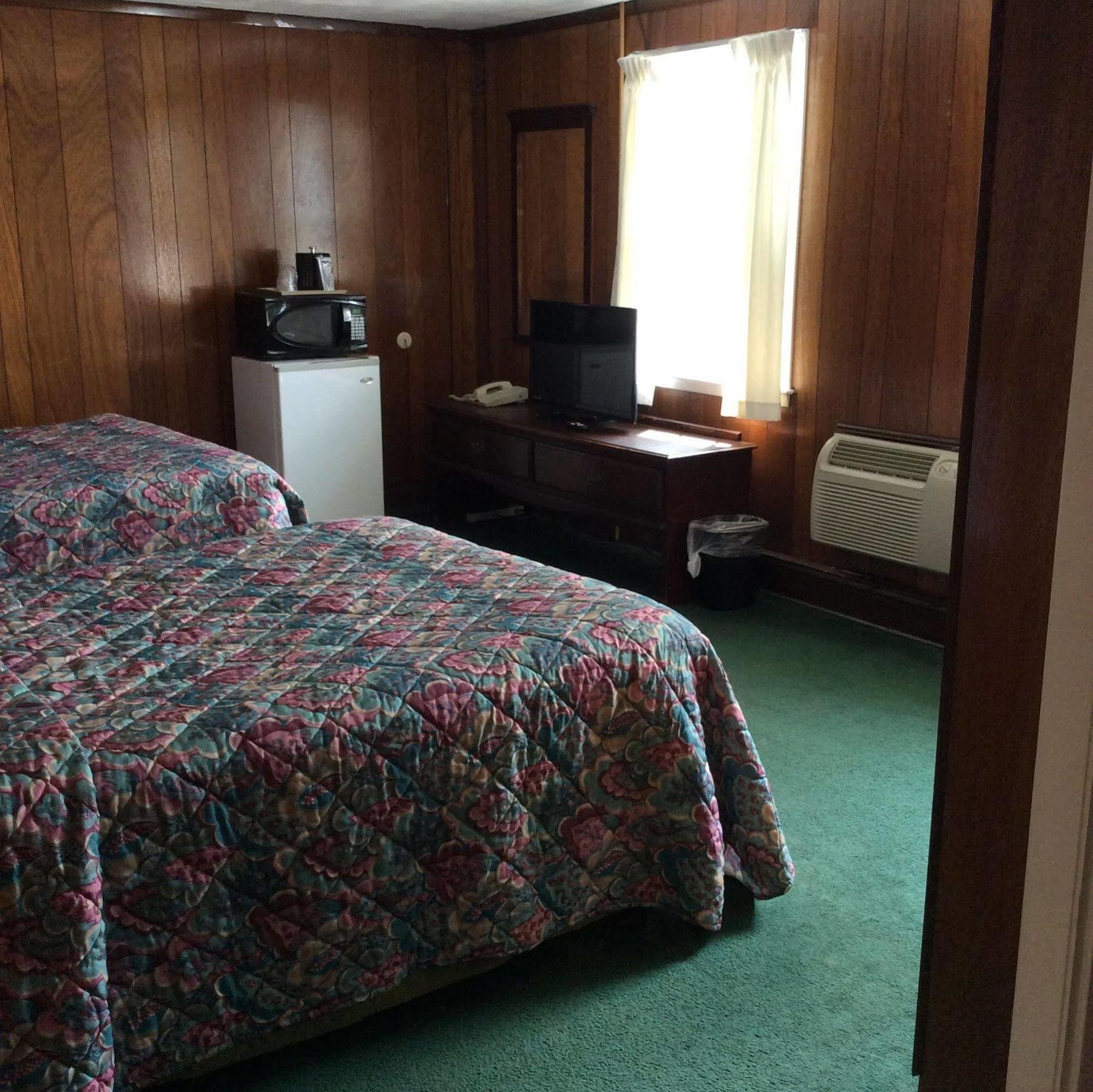Wickford Motor Inn North Kingstown Bagian luar foto